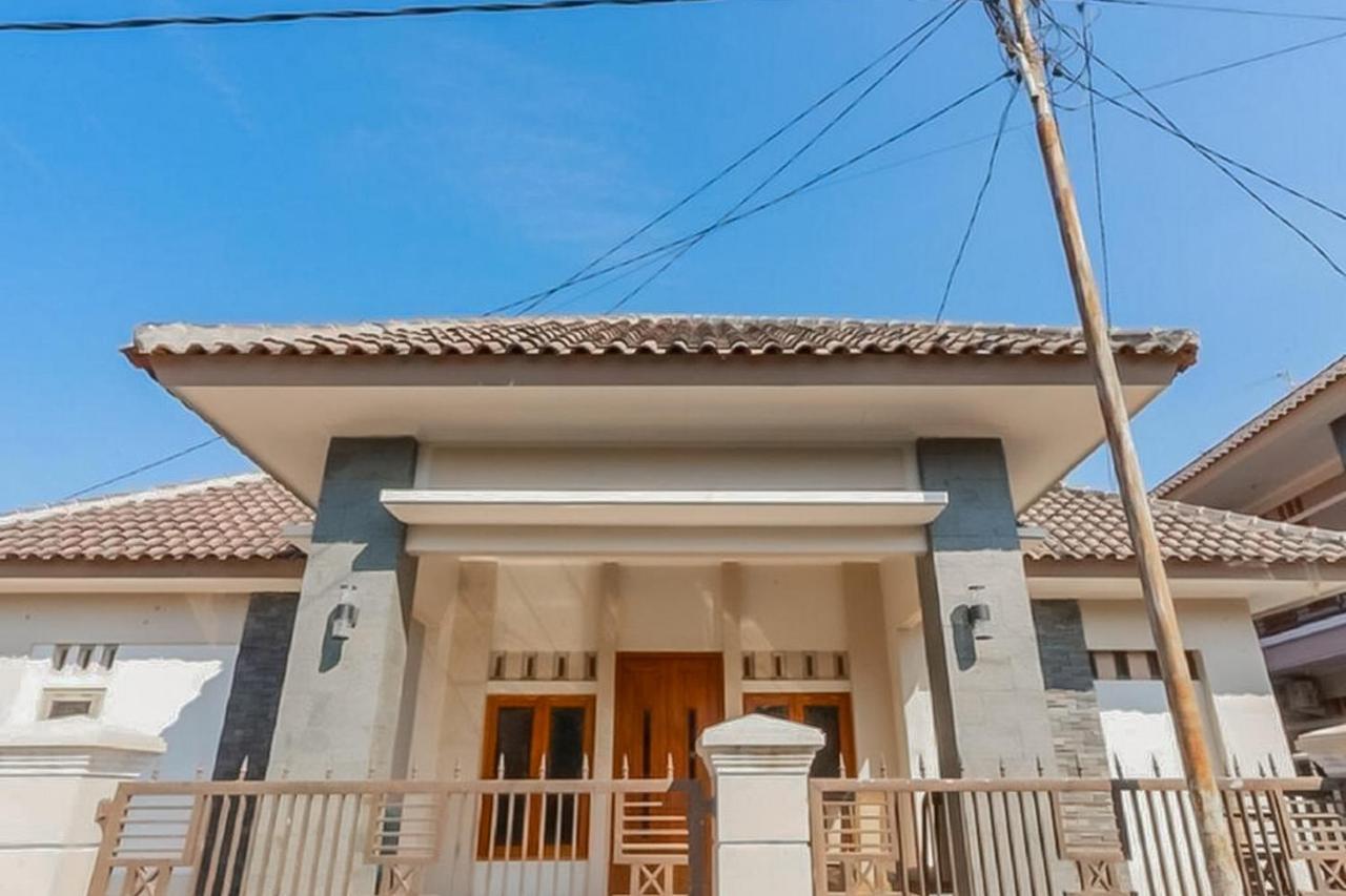 Wisma Andali Syariah Near Rsud Cideres Majalengka Εξωτερικό φωτογραφία